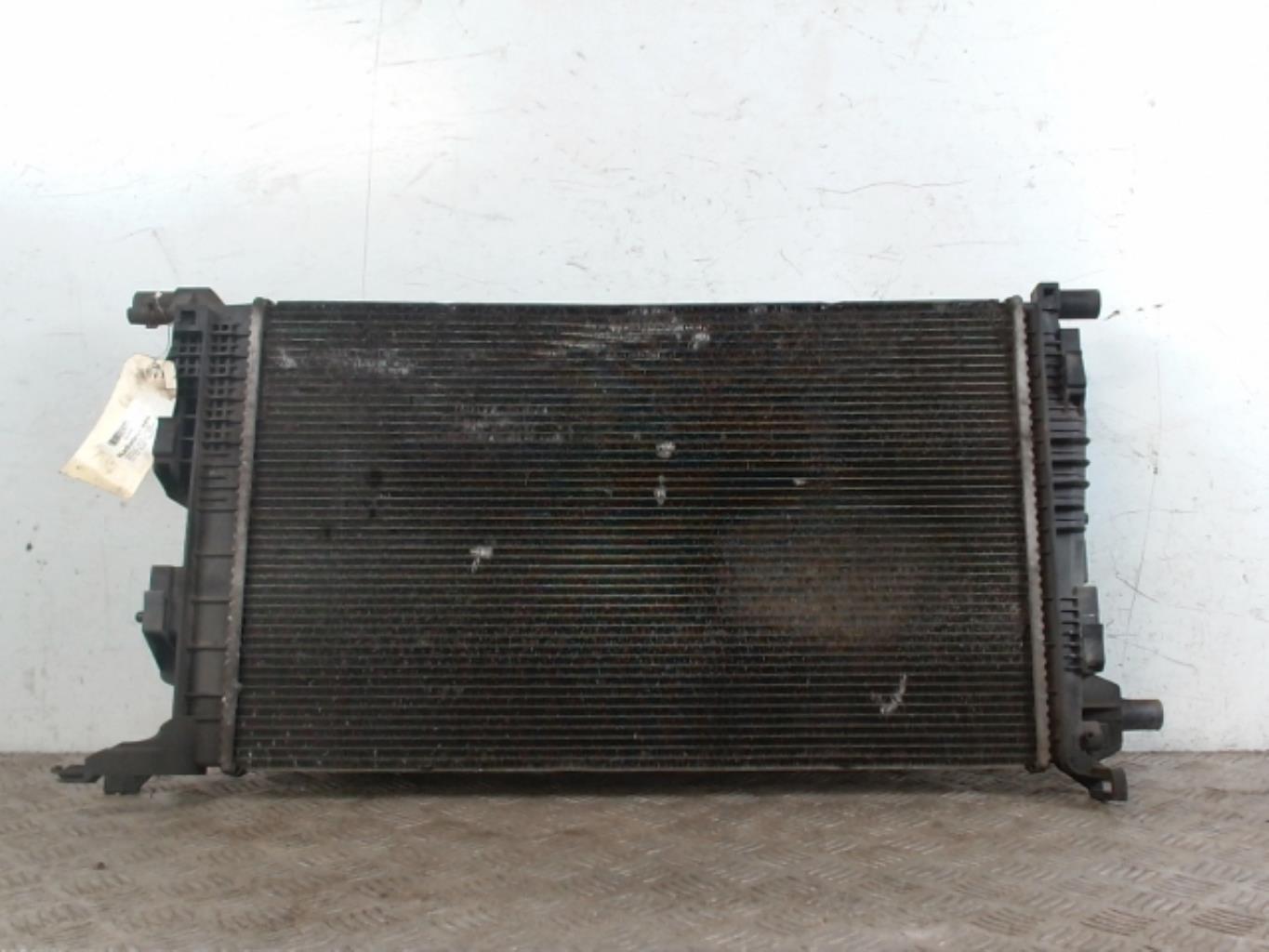 Radiateur eau RENAULT MEGANE 3 PHASE 1 BREAK Diesel - 1