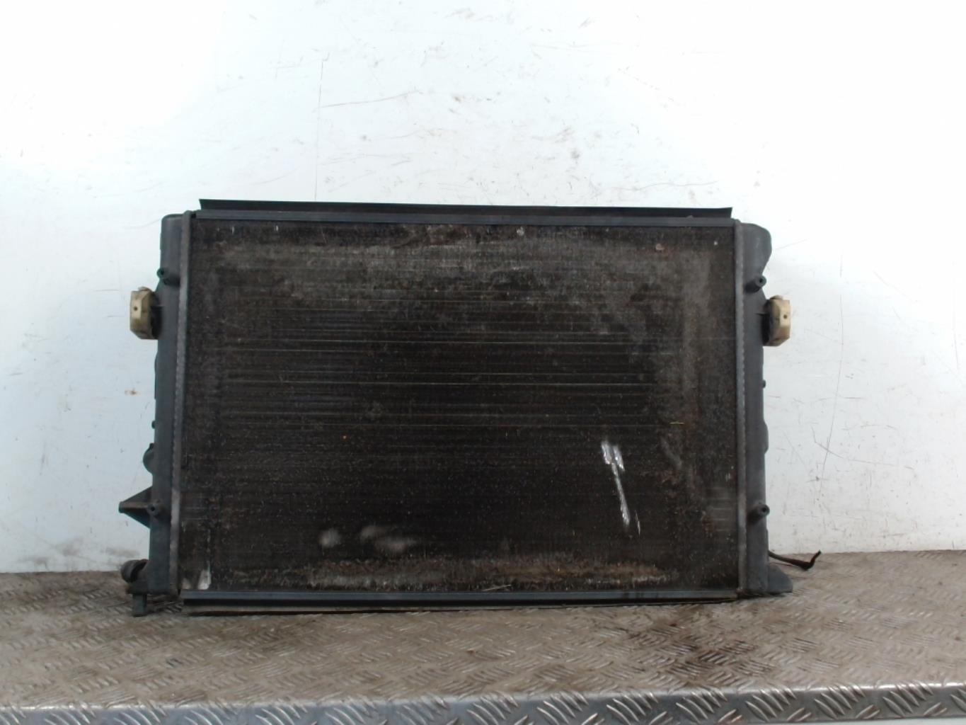Radiateur eau VOLKSWAGEN TOURAN 2 Essence - 1