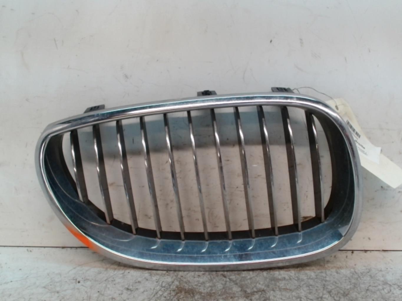 Calandre droite BMW SERIE 5 E61 TOURING PHASE 2 BREAK Diesel - 1