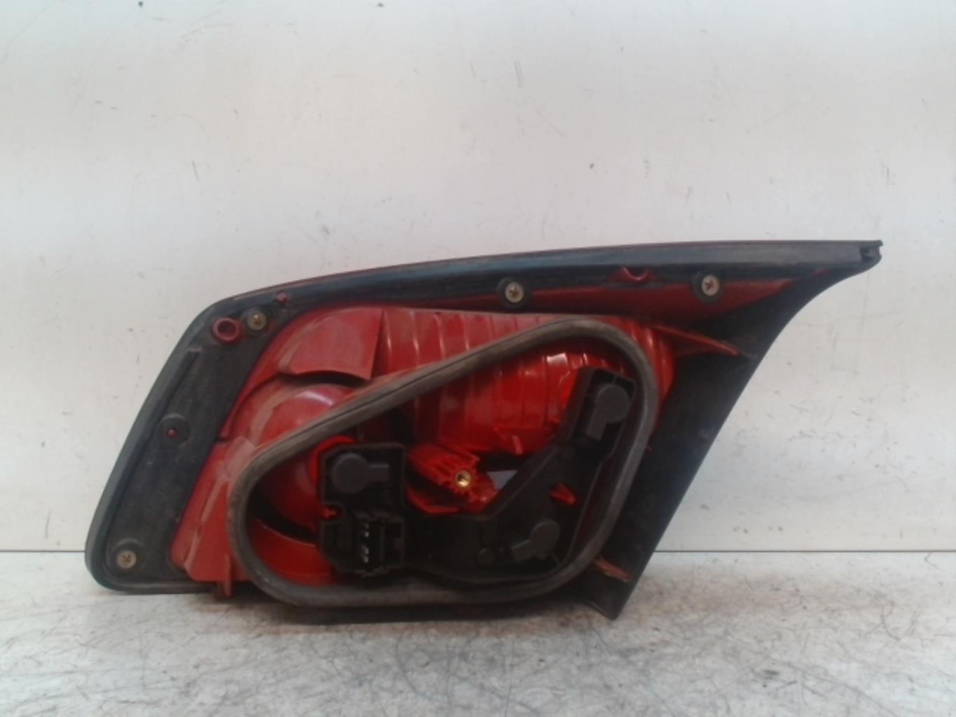 Feu arriere secondaire gauche (feux) RENAULT VEL SATIS PHASE 1 Diesel - 1