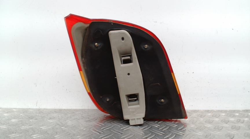 Fanale posteriore principale destro (luci) FORD FIESTA 3 PHASE 1 Gasolina - 1