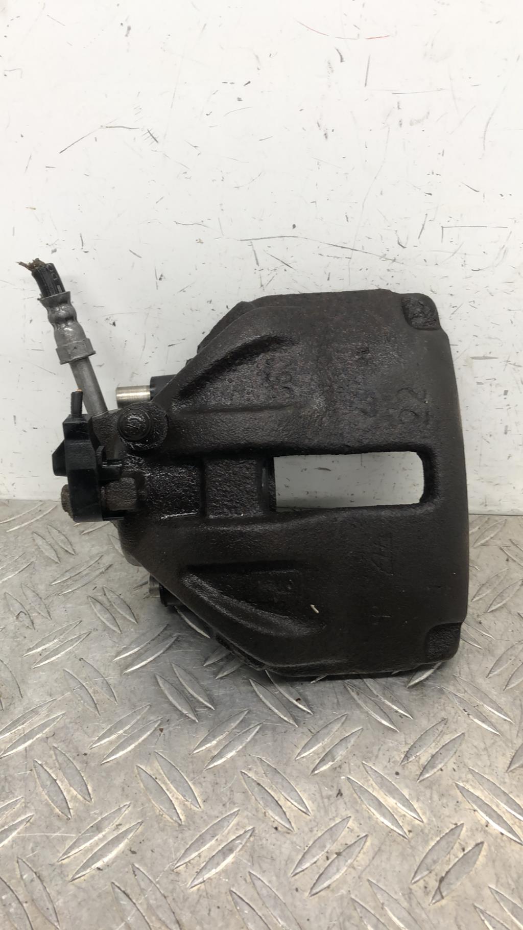Etrier avant droit (freinage) MERCEDES SPRINTER 1 PHASE 2  - 1