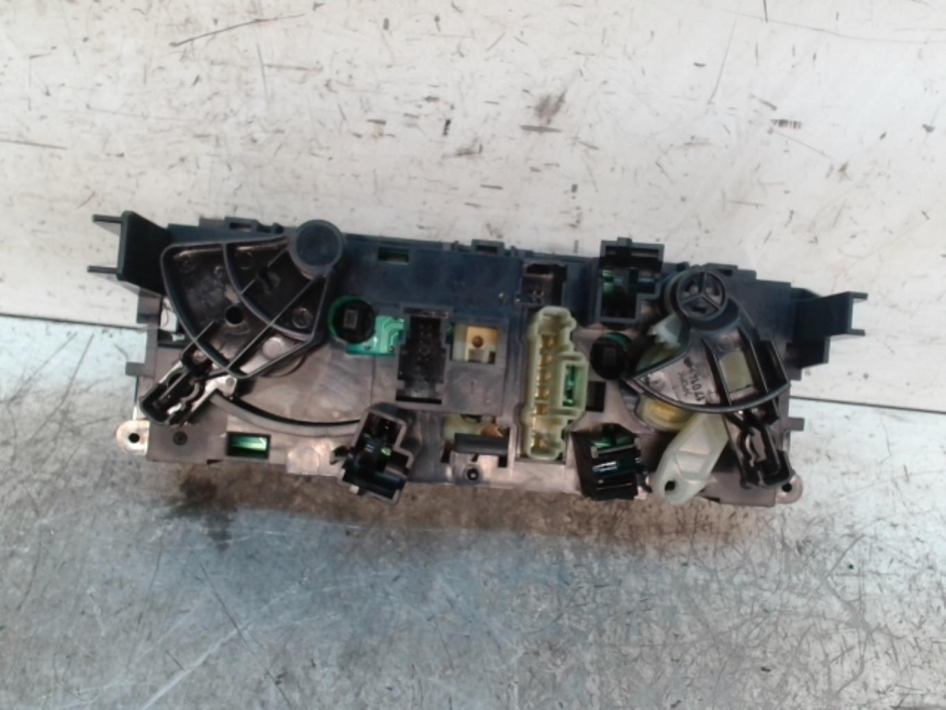Commande chauffage PEUGEOT 207 PHASE 1 Diesel - 1