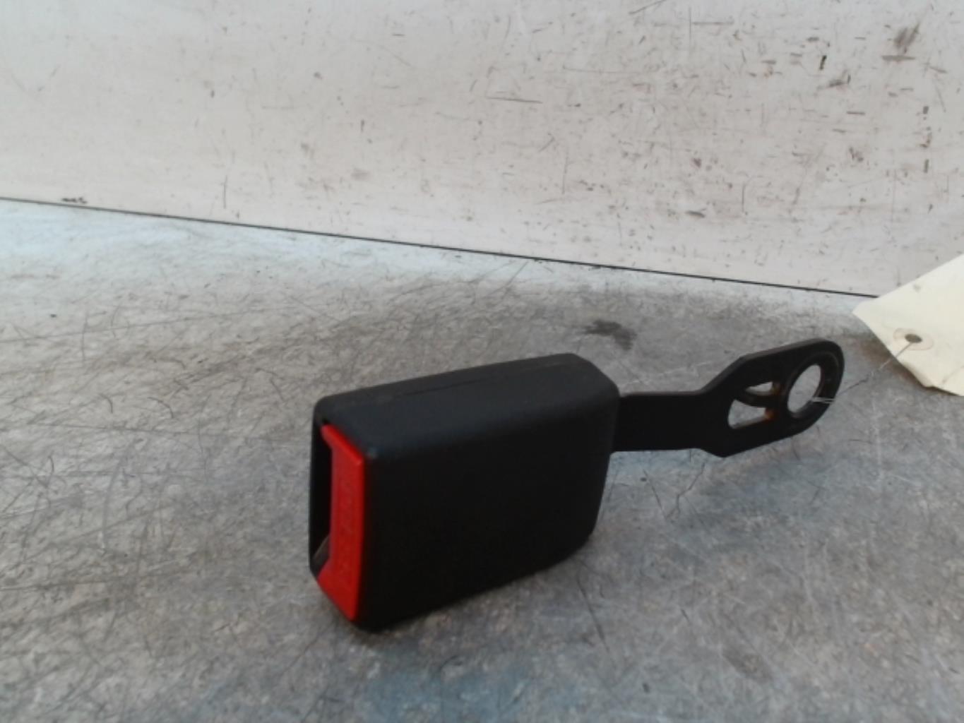 Aggancio cintura sicurezza anteriore destro PEUGEOT PARTNER 2 PHASE 1 Diésel - 1