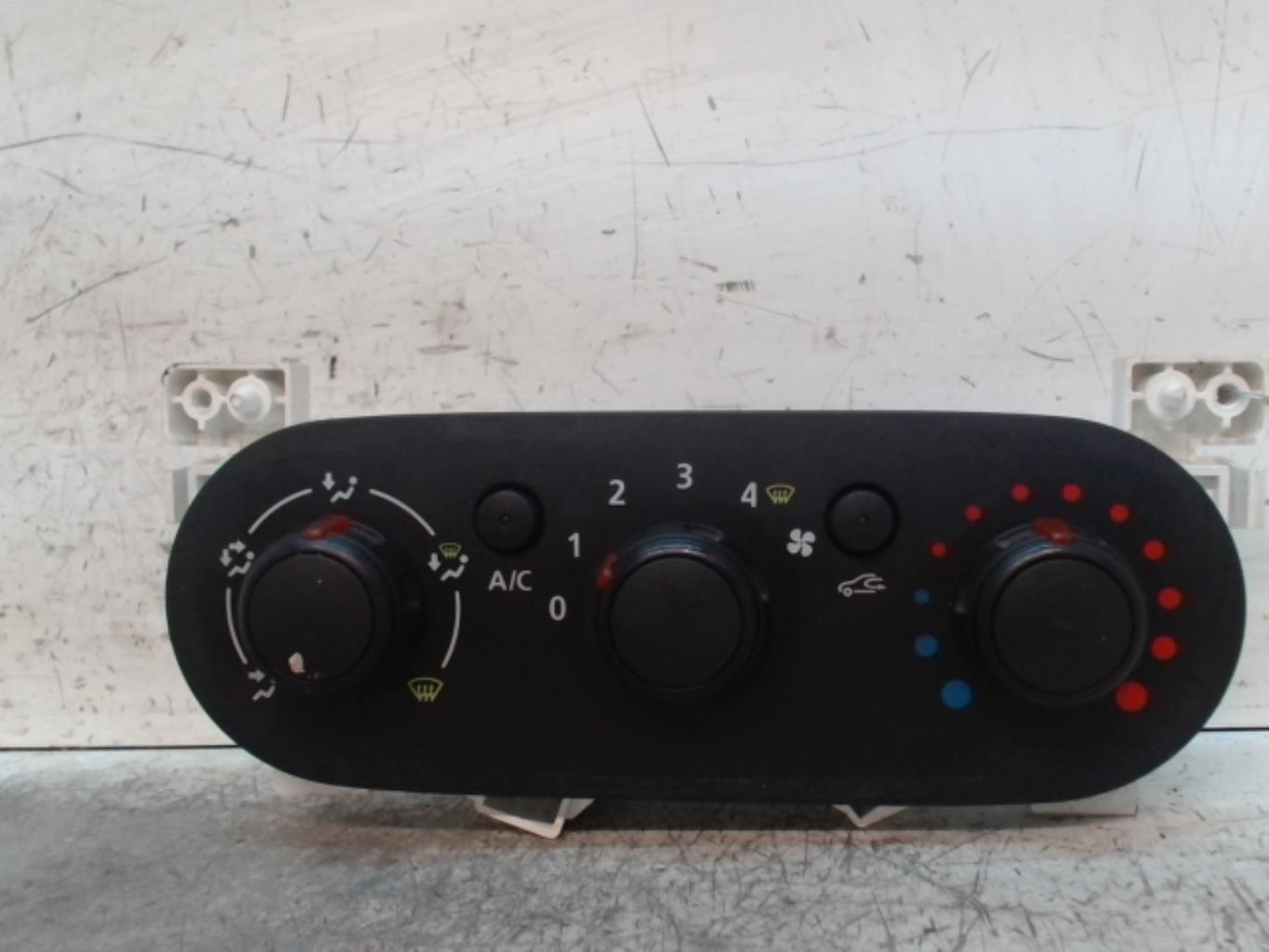 Commande chauffage OPEL VIVARO 2  - 1
