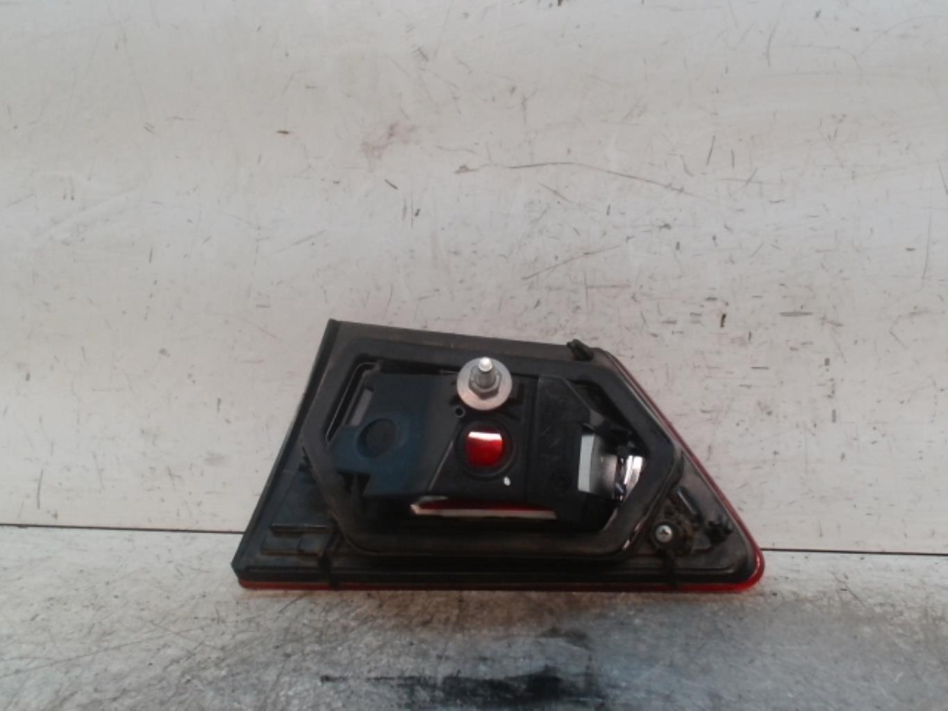 Feu arriere secondaire gauche (feux) RENAULT CLIO 4 PHASE 1 Diesel - 1