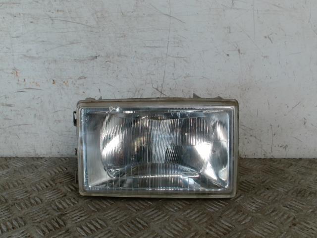 Gruppo ottico anteriore principale destro (luci)(faro) RENAULT R9  - 1