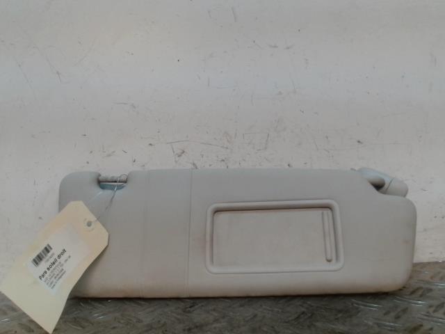 Pare soleil droit AUDI A4 3 PHASE 1 Diesel - 1
