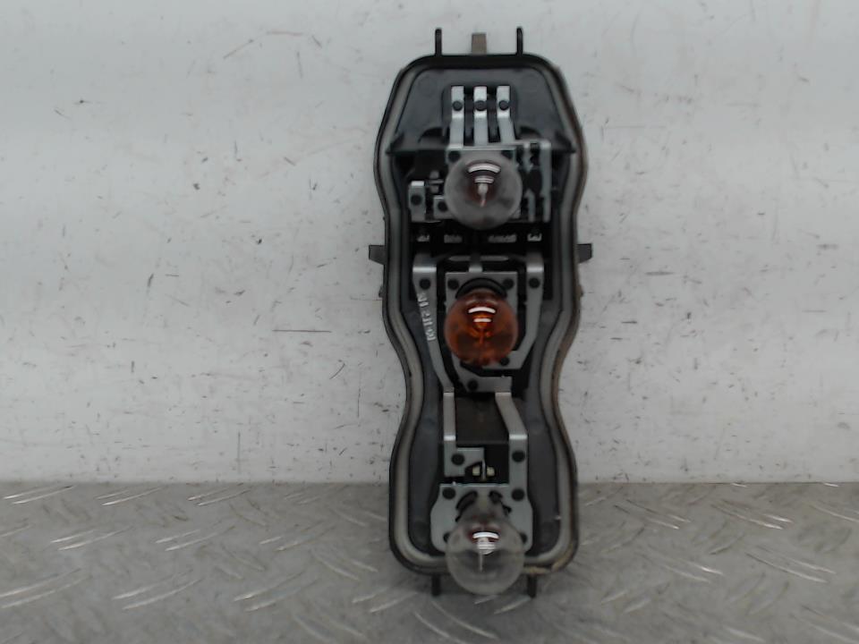 Base portalampade fanale posteriore sinistro RENAULT GRAND SCENIC 2 PHASE 2 Diésel - 1