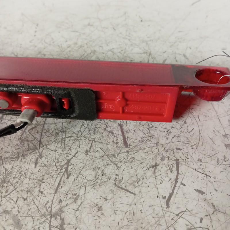 Luce stop centrale SUZUKI BALENO 2 Gasolina - 1