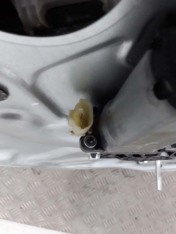 Alzacristalli elettrico anteriore destro HYUNDAI I 30 1 PHASE 1 BREAK Diésel - 1