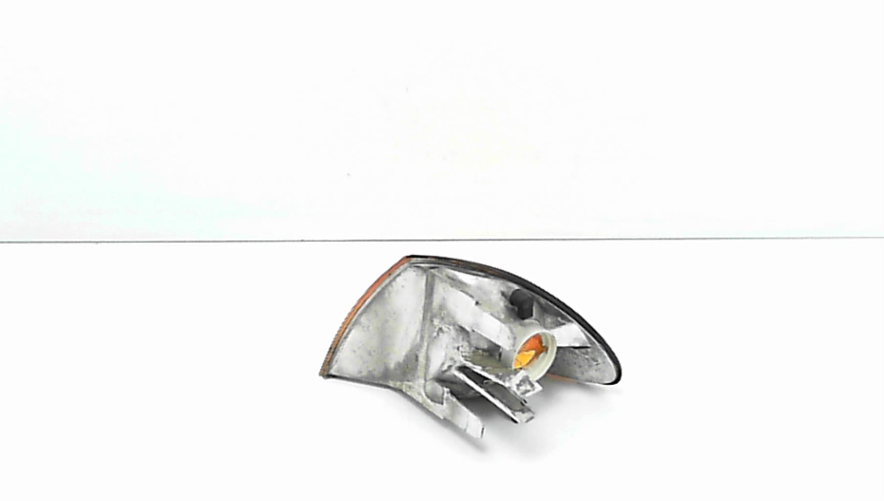 Gruppo ottico anteriore secondario destro (luci)(freccia) BMW SERIE 3 E46 PHASE 1 Diésel - 1