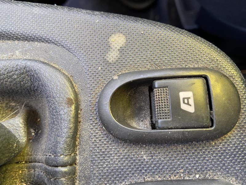 Interruttore lavacristalli anteriore destro PEUGEOT 1007 Diésel - 1