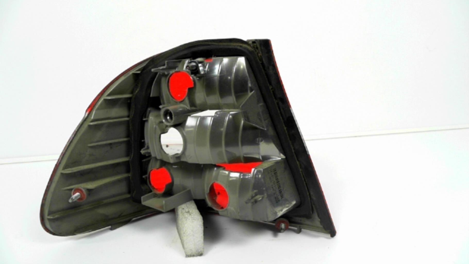 Fanale posteriore principale destro (luci) BMW SERIE 3 E46 PHASE 2 Diésel - 1