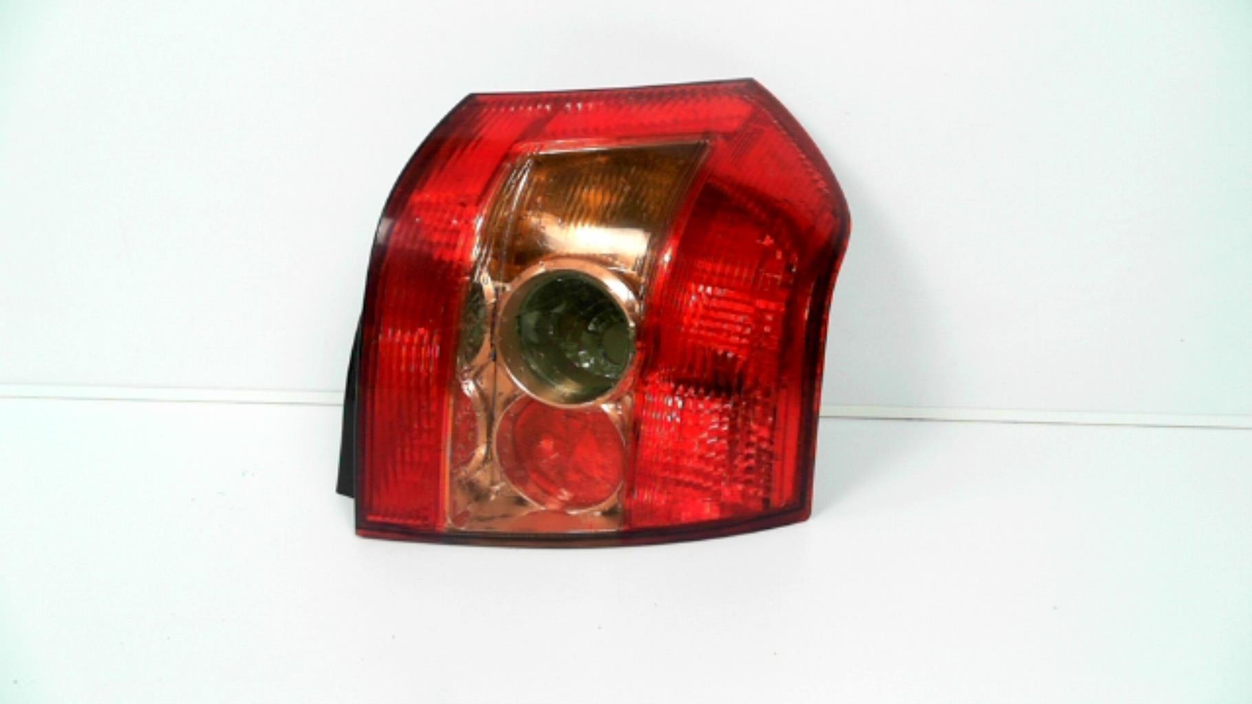 Fanale posteriore principale destro (luci) TOYOTA COROLLA 10 PHASE 2 Diésel - 1