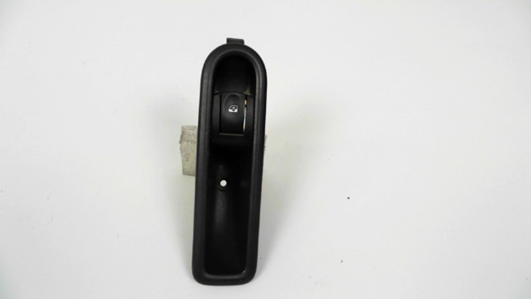Interruttore lavacristalli posteriore sinistro RENAULT CLIO 3 PHASE 2 BREAK Diésel - 1