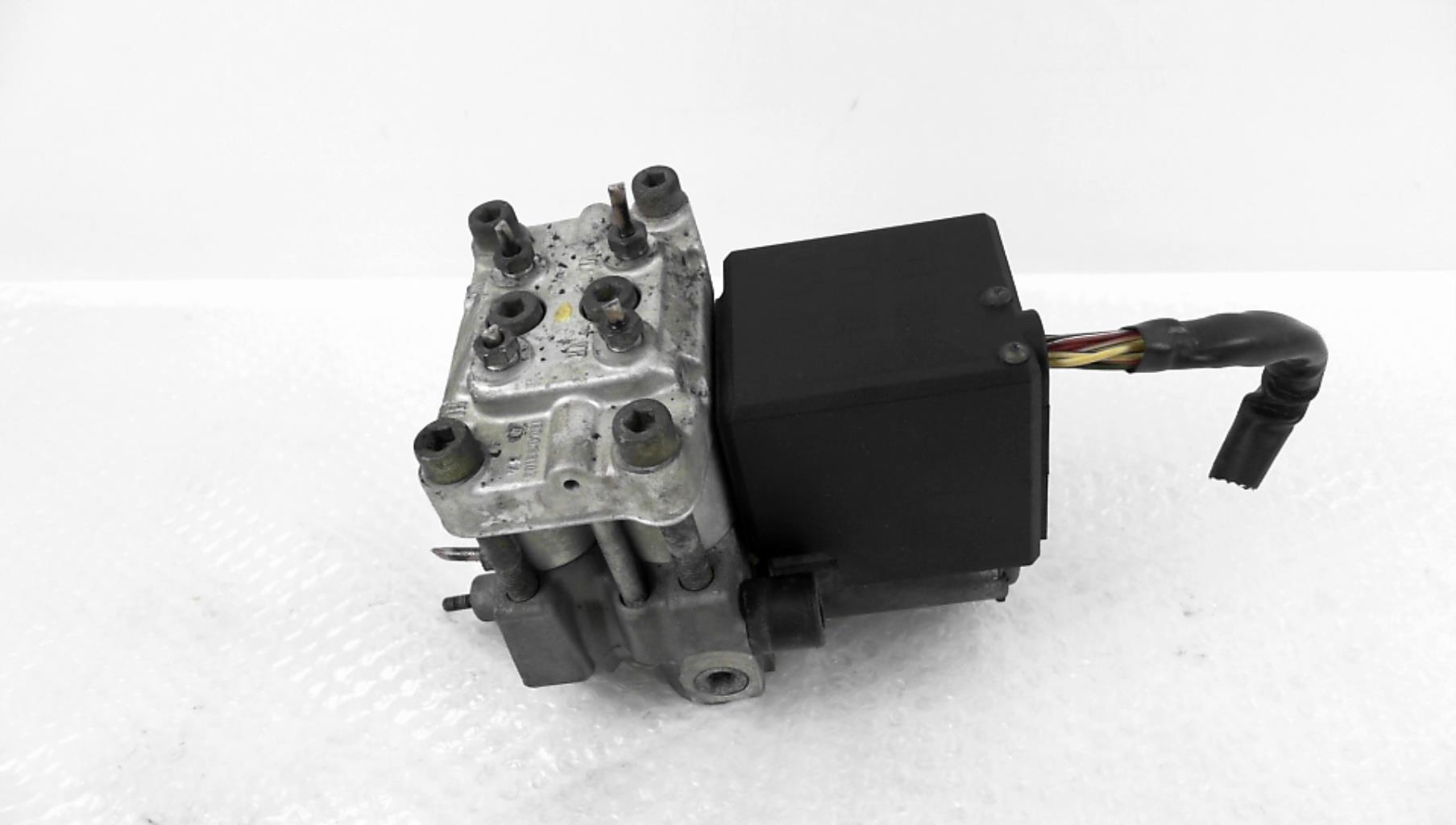 Blocco ABS (antibloccaggio freni) AUDI 80 3 AVANT PHASE 2 BREAK Diésel - 1