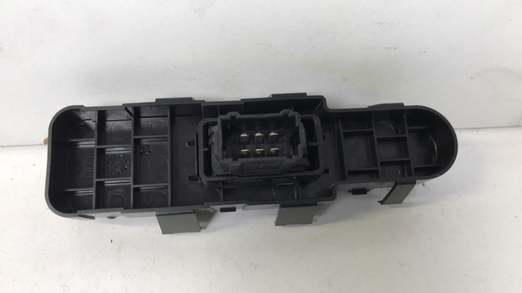 Interruttore lavacristalli anteriore destro PEUGEOT 207 PHASE 1 Diésel - 1