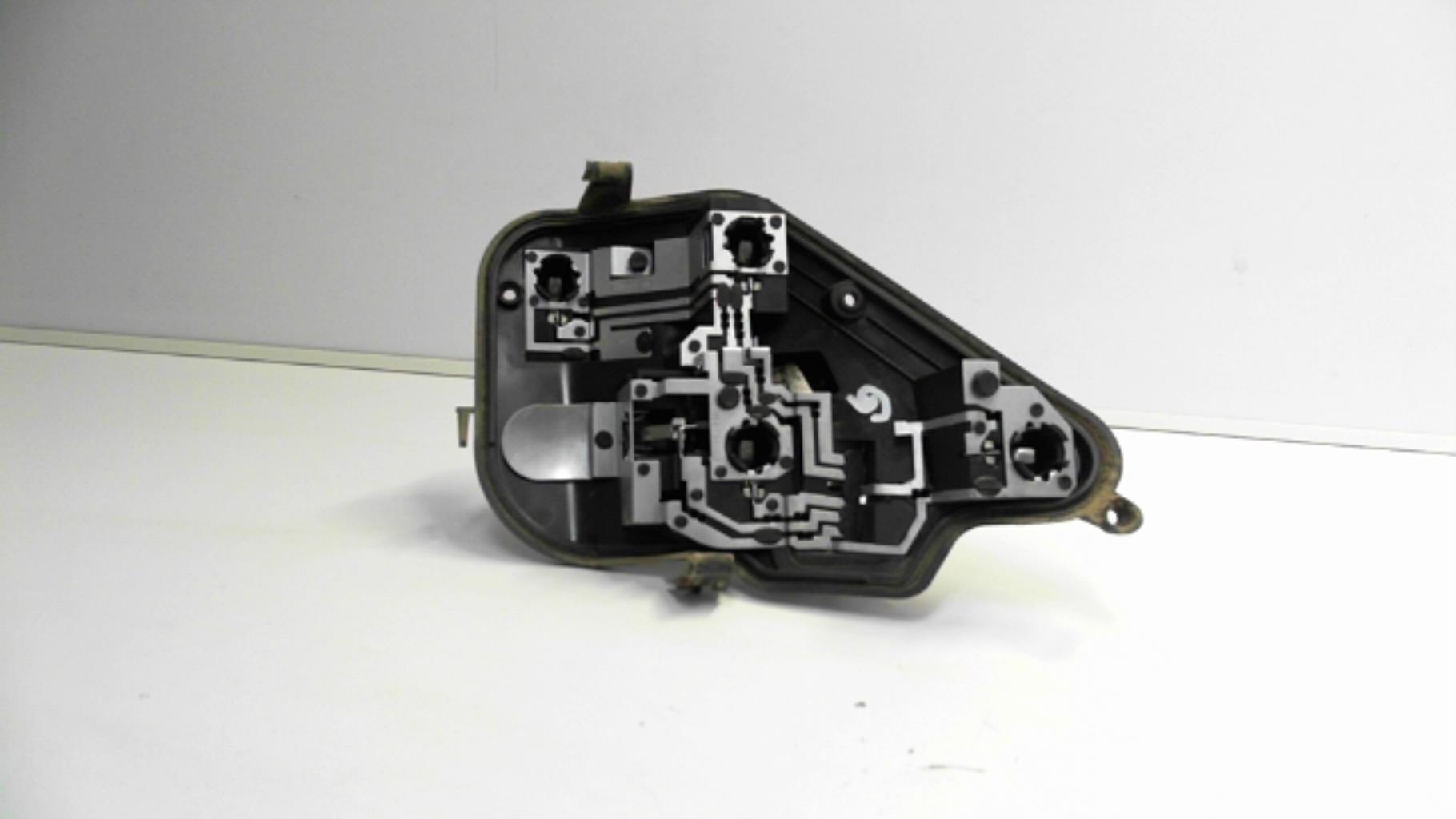 Base portalampade fanale posteriore sinistro OPEL ASTRA H PHASE 1 Diésel - 1