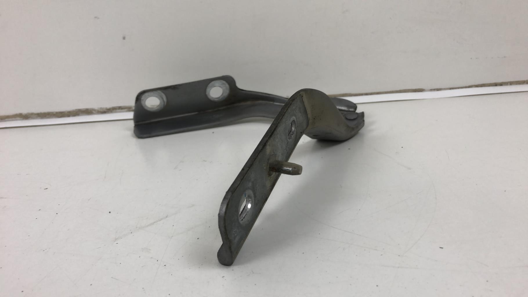 Charniere de capot PEUGEOT 607 PHASE 2 Diesel - 1
