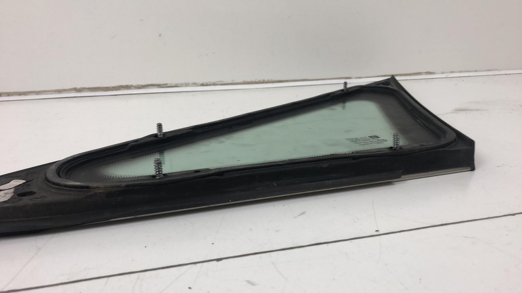 Custode avant droit OPEL ZAFIRA B PHASE 1 Diesel - 1