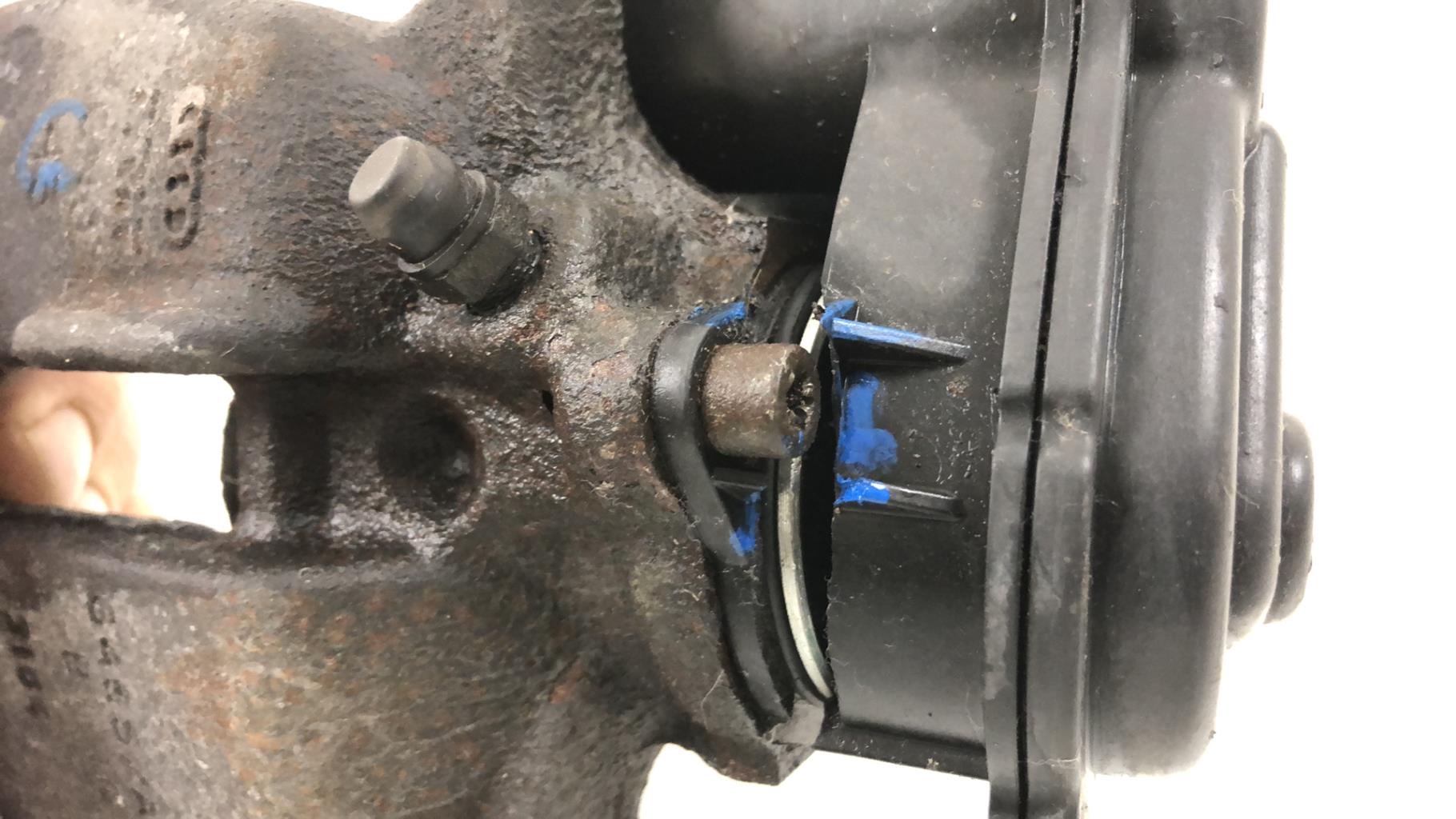 Etrier arriere gauche (freinage) AUDI A5 1 COUPE PHASE 2 Diesel - 1