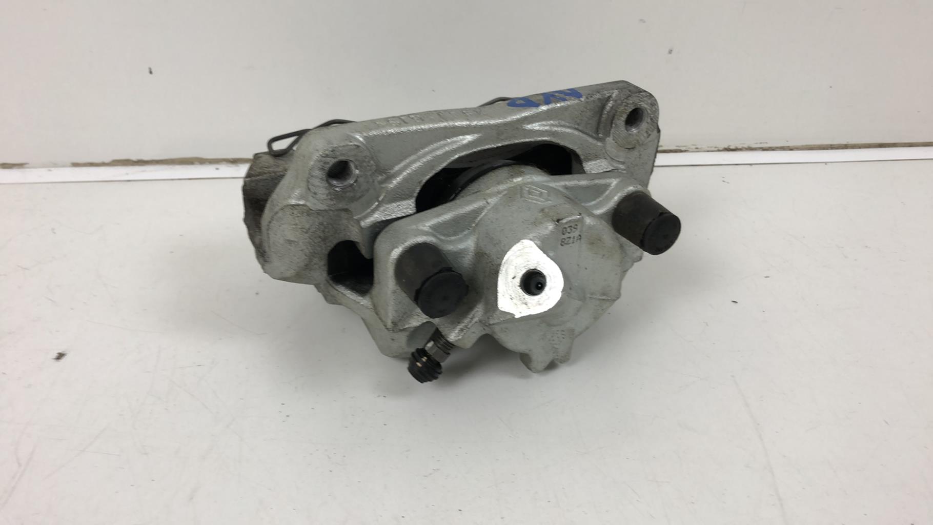Etrier avant droit (freinage) RENAULT CLIO 5 PHASE 1 Diesel - 1