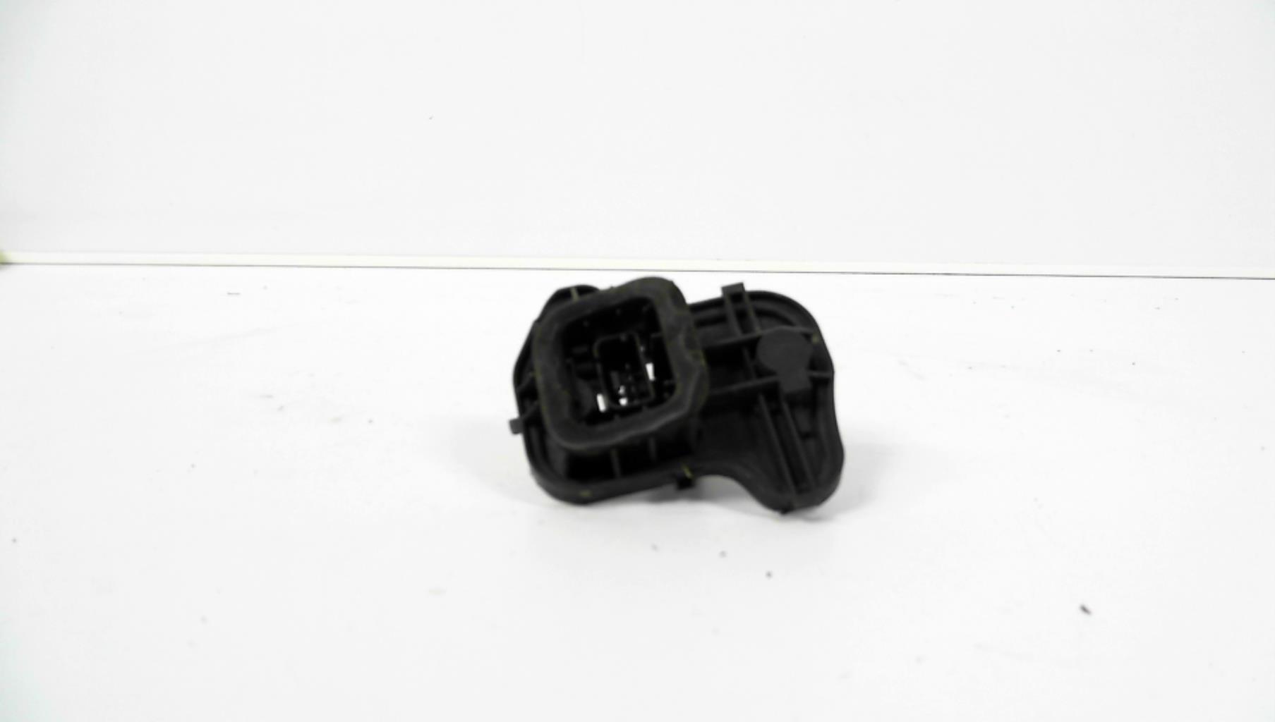 Base portalampade fanale posteriore sinistro VOLKSWAGEN GOLF 5 Diésel - 1