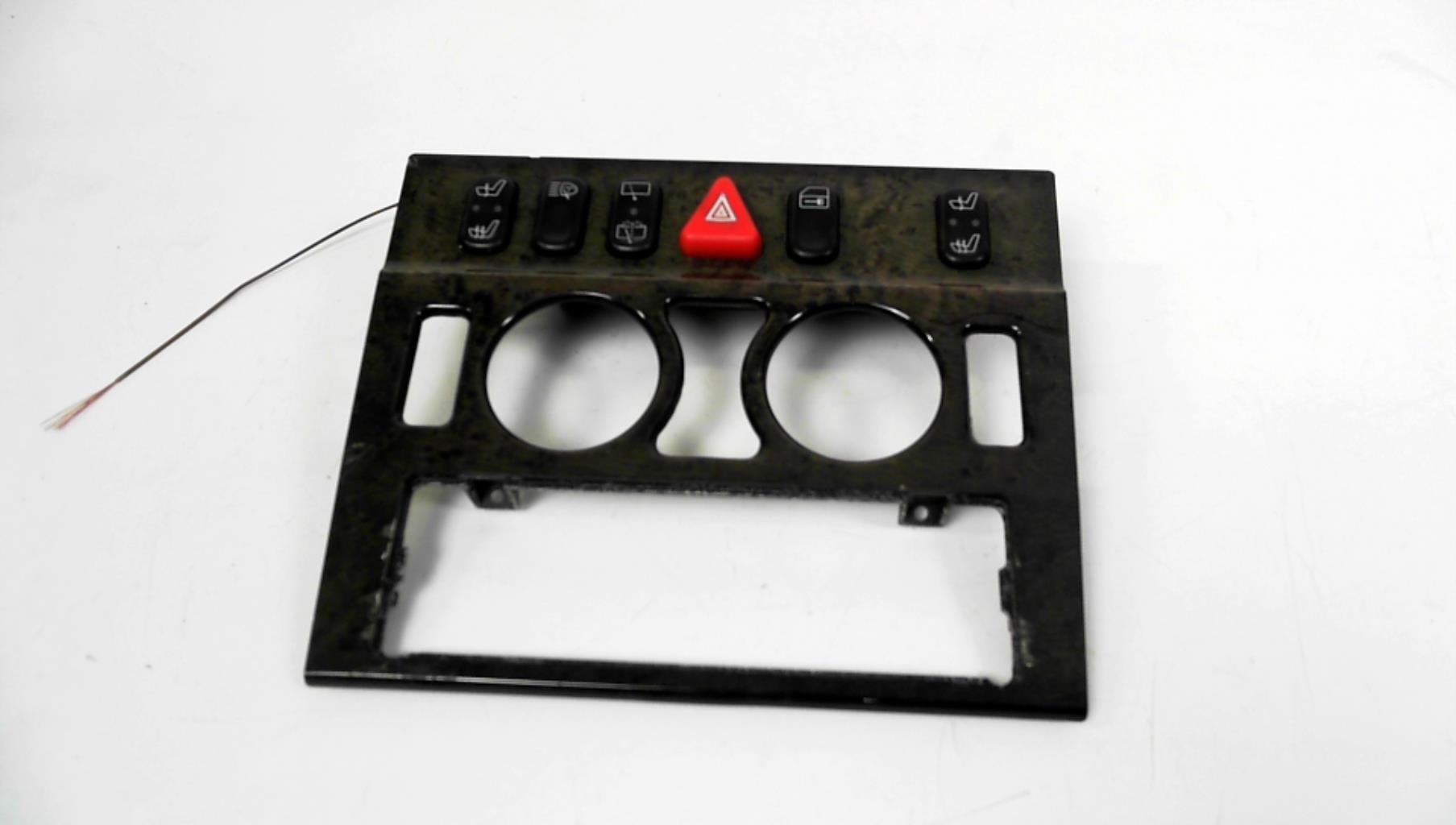 Console central (interieur plastique) MERCEDES CLASSE E 210 PHASE 2 BREAK Diesel - 1
