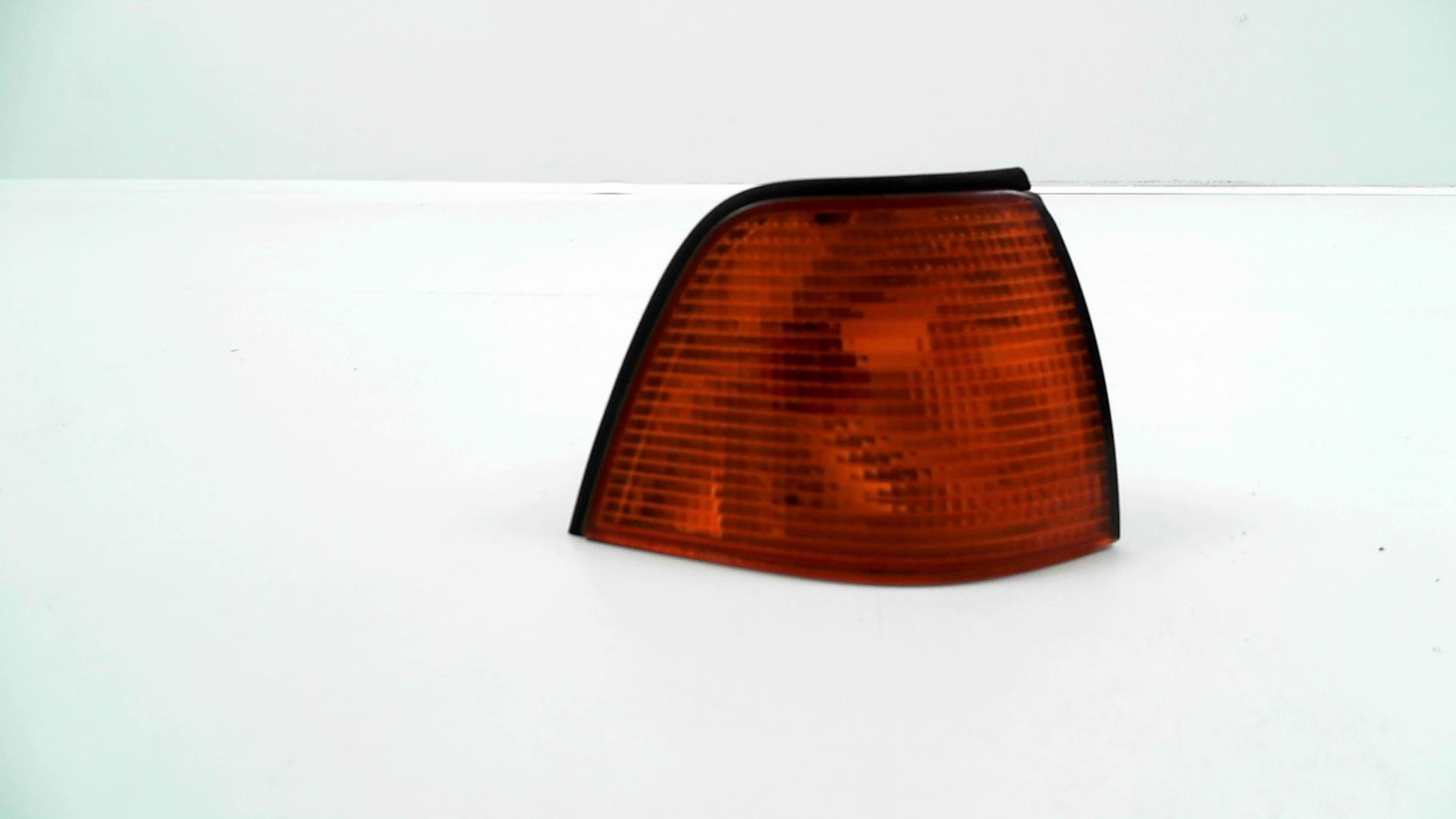 Gruppo ottico anteriore secondario destro (luci)(freccia) BMW SERIE 3 E36 Diésel - 1