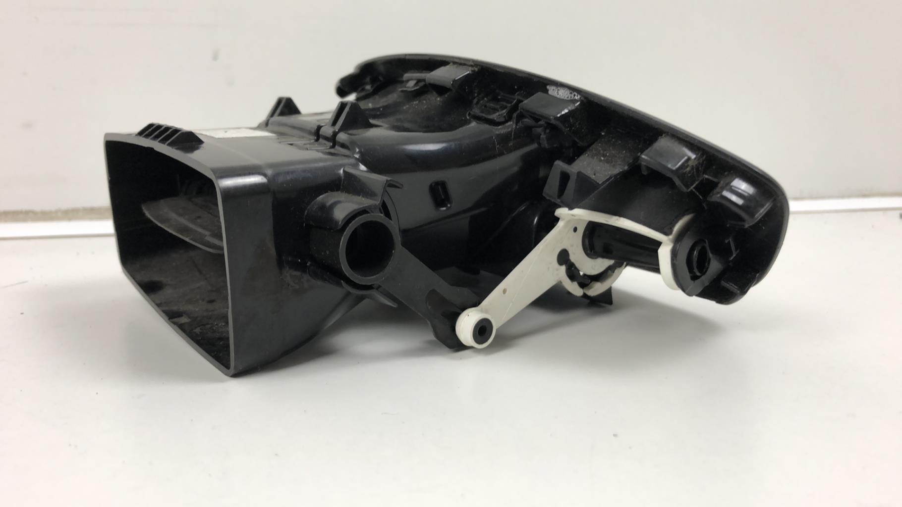 Bocchetta aerazione cruscotto anteriore sinistra RENAULT GRAND SCENIC 3 PHASE 3 Diésel - 1