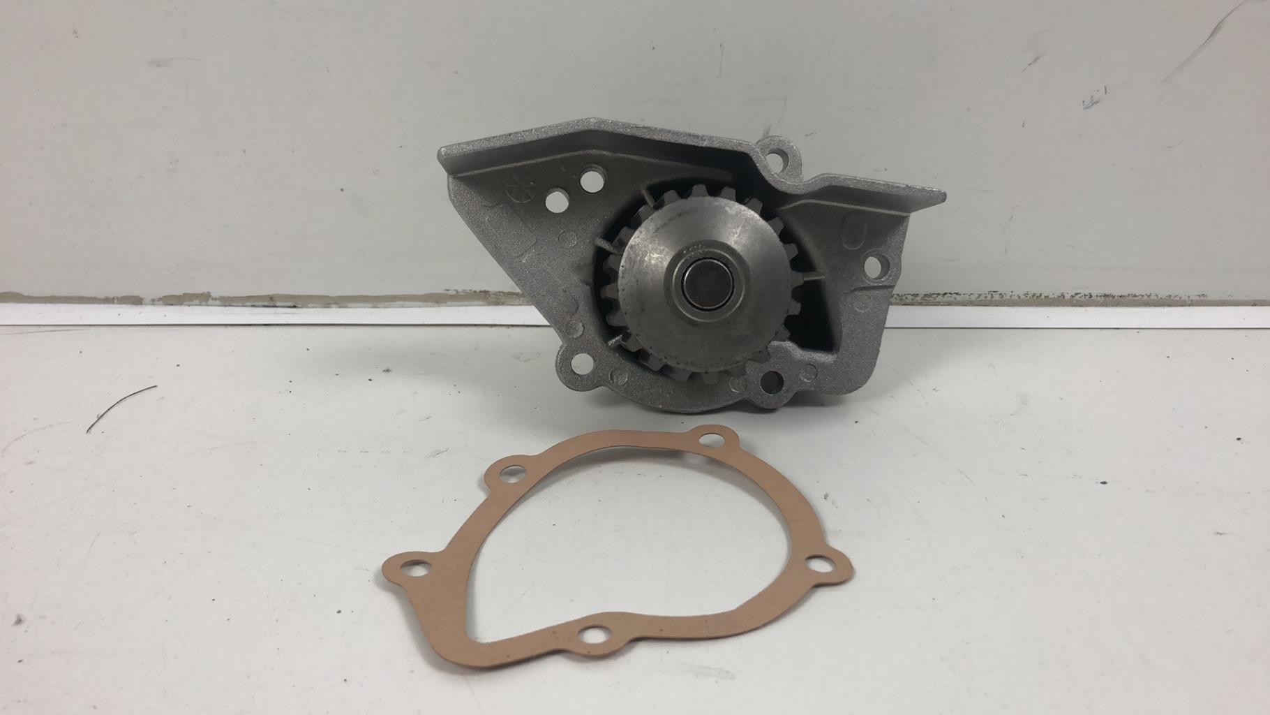 Pompe à eau CITROEN XANTIA PHASE 1  - 1
