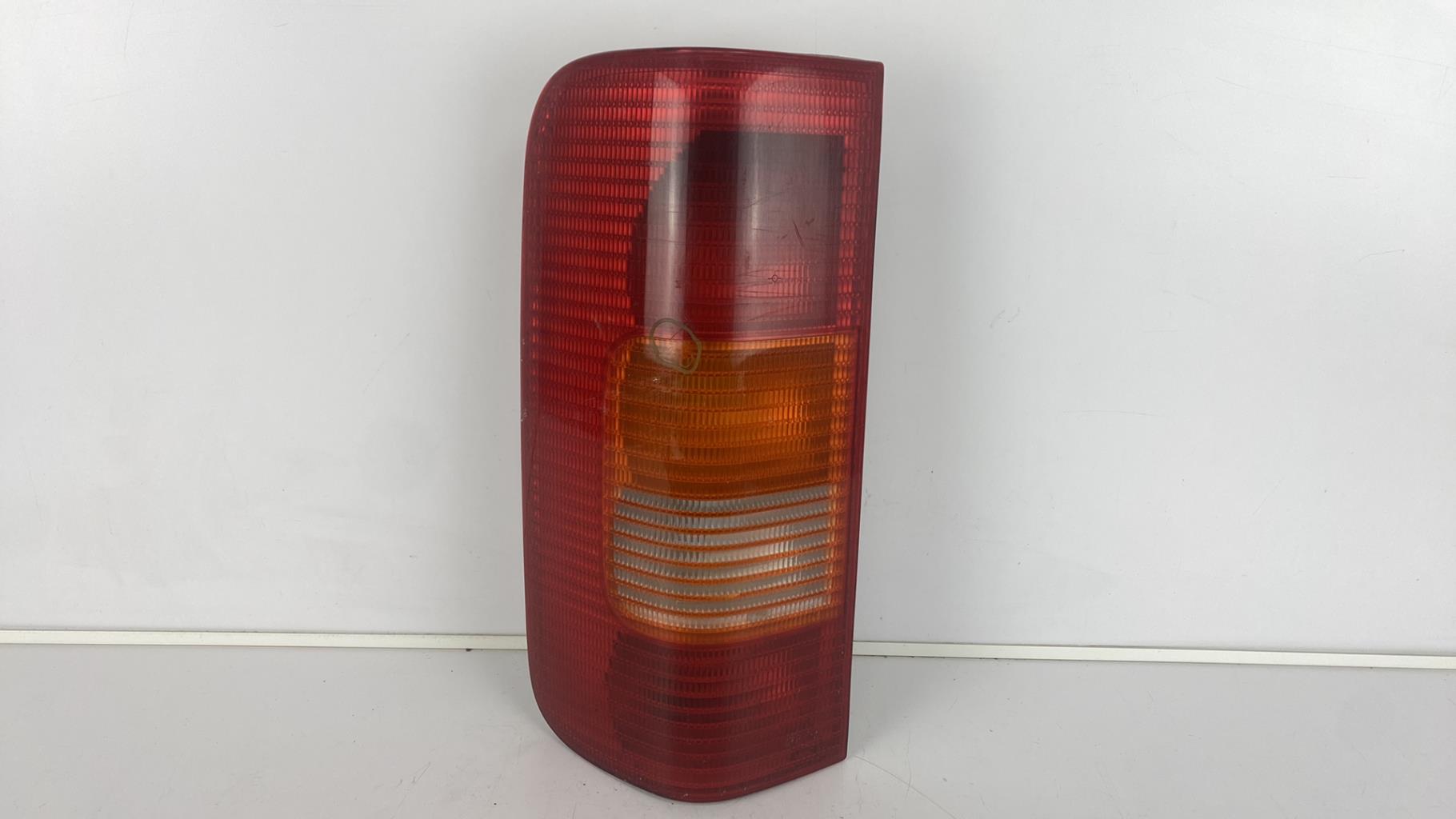 Fanale posteriore principale sinistro (luci) VOLKSWAGEN LT28 Diésel - 1