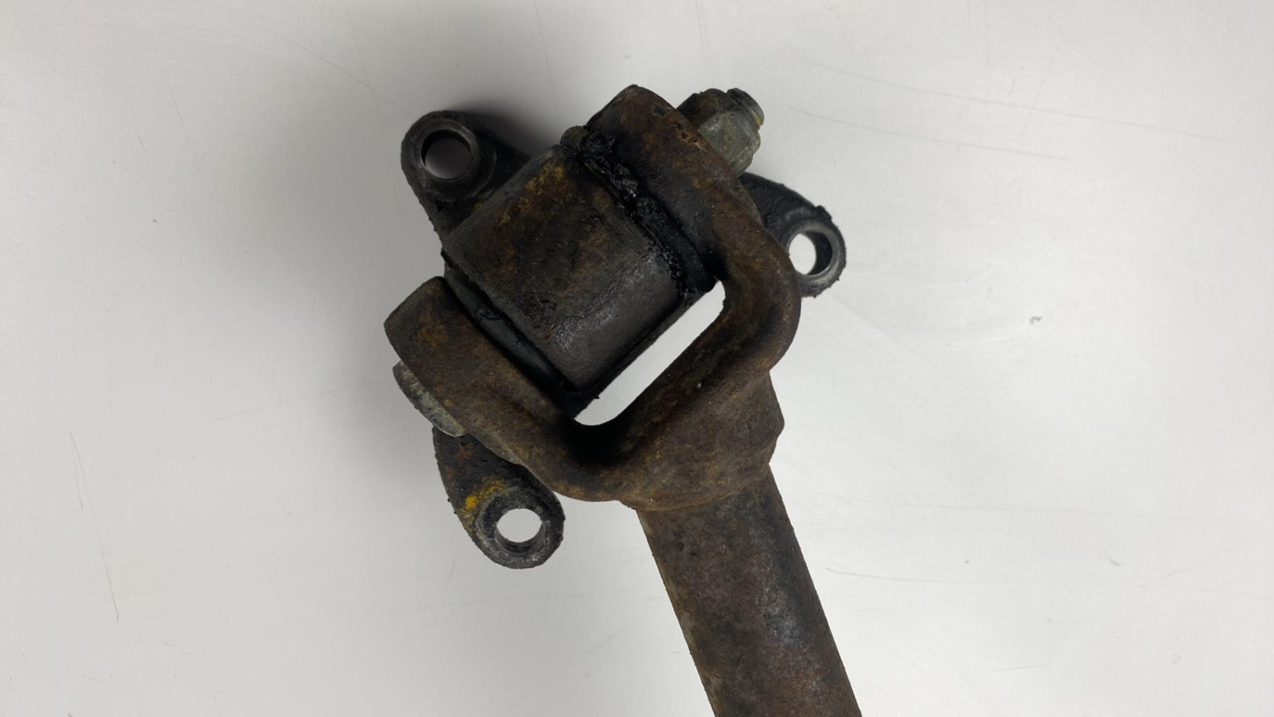 Triangolo inferiore anteriore sinistro PEUGEOT J7 Gasolina - 1