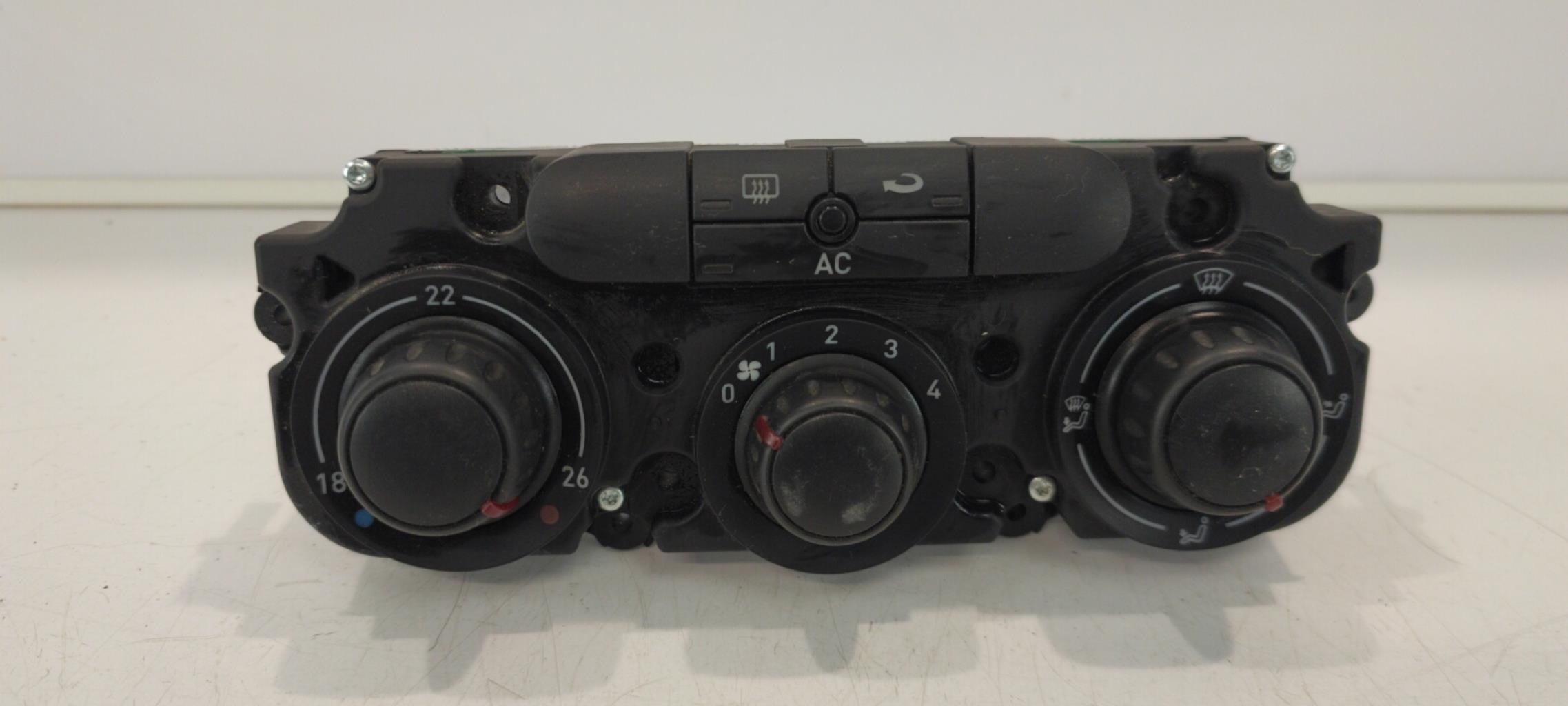 Commande chauffage SEAT TOLEDO 3 Diesel - 1