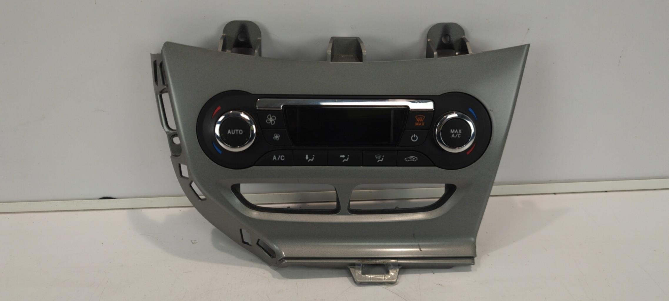Commande chauffage FORD FOCUS 3 PHASE 1 BREAK Diesel - 1