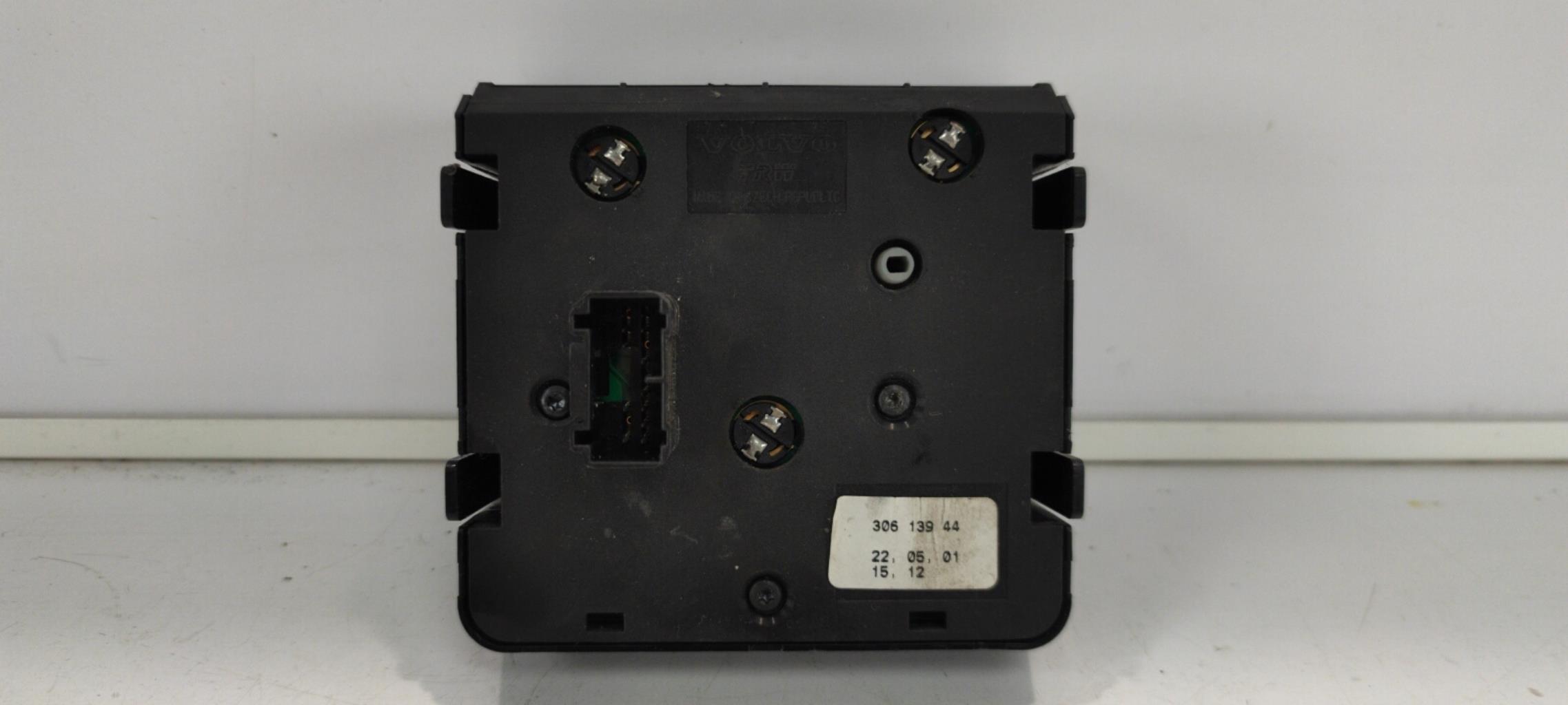 Commande de phare VOLVO V 40 1 PHASE 1 BREAK Diesel - 1