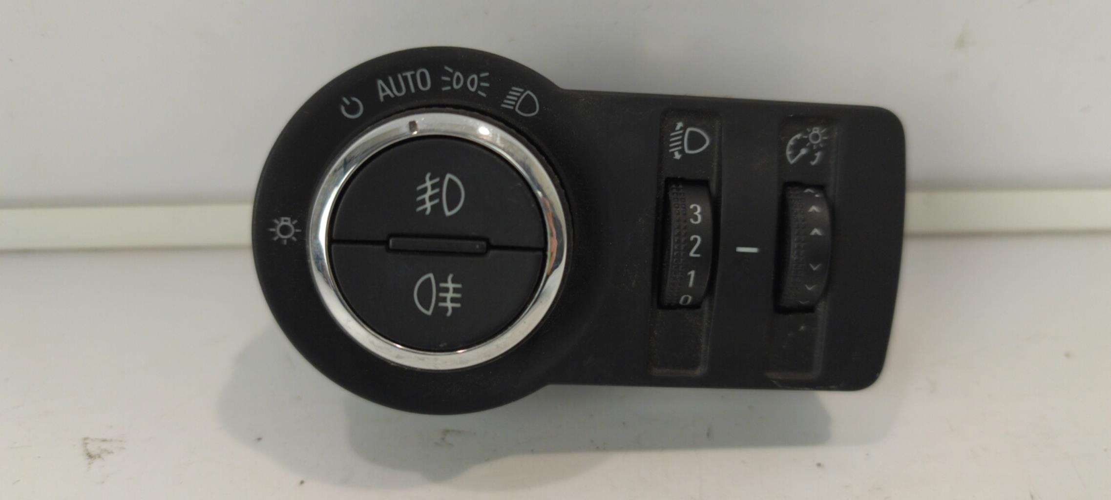 Commande de reglage hauteur de phare OPEL ASTRA J PHASE 1 Diesel - 1