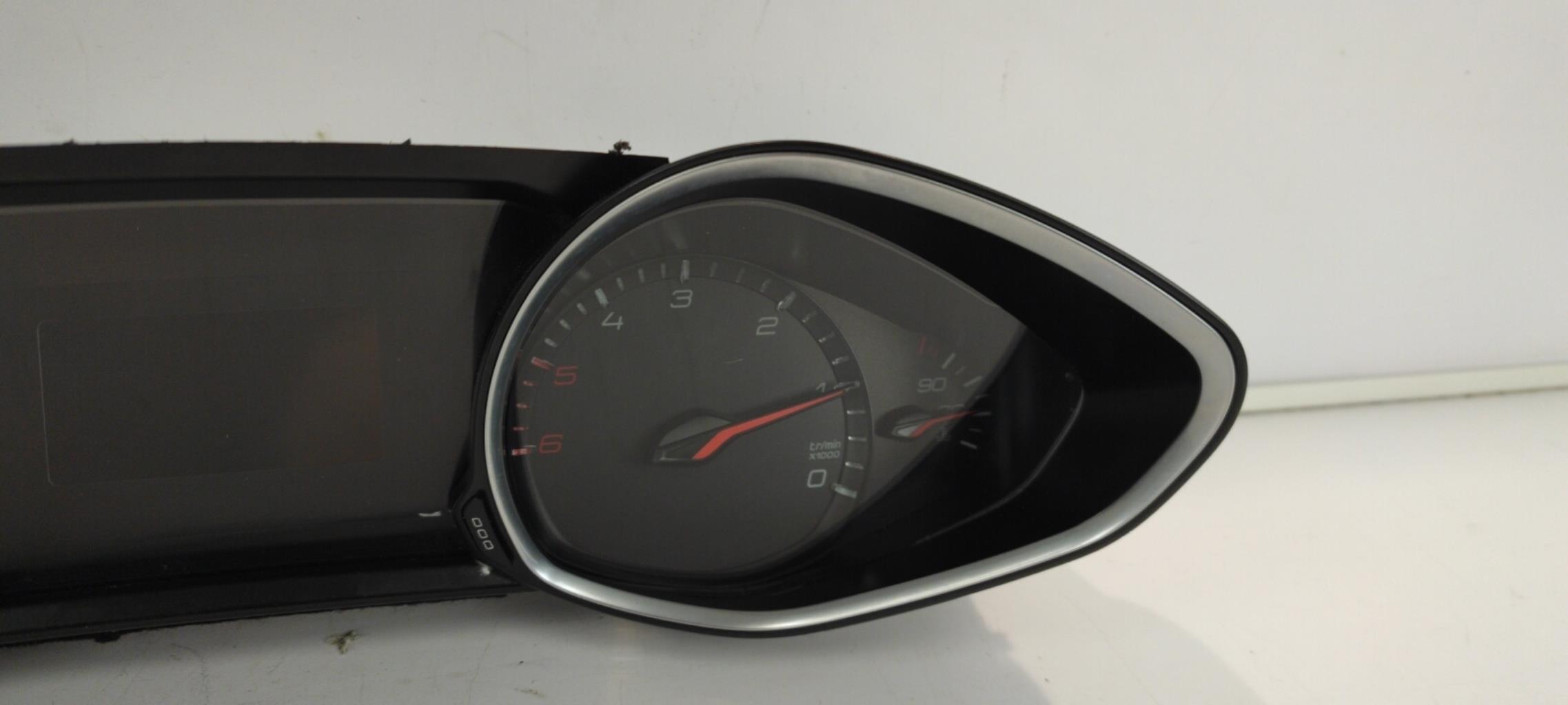 Compteur PEUGEOT 308 2 PHASE 1 Diesel - 1