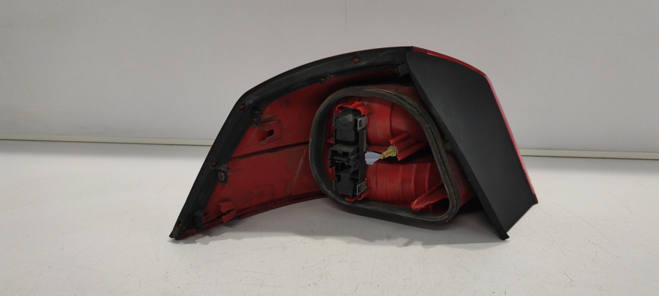 Fanale posteriore principale destro (luci) RENAULT VEL SATIS PHASE 1 Diésel - 1