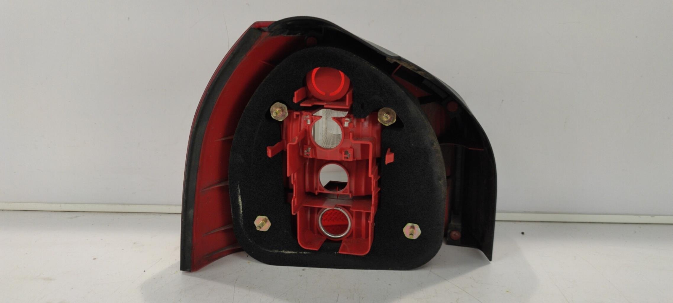 Fanale posteriore principale destro (luci) AUDI A3 1 PHASE 2 Gasolina - 1