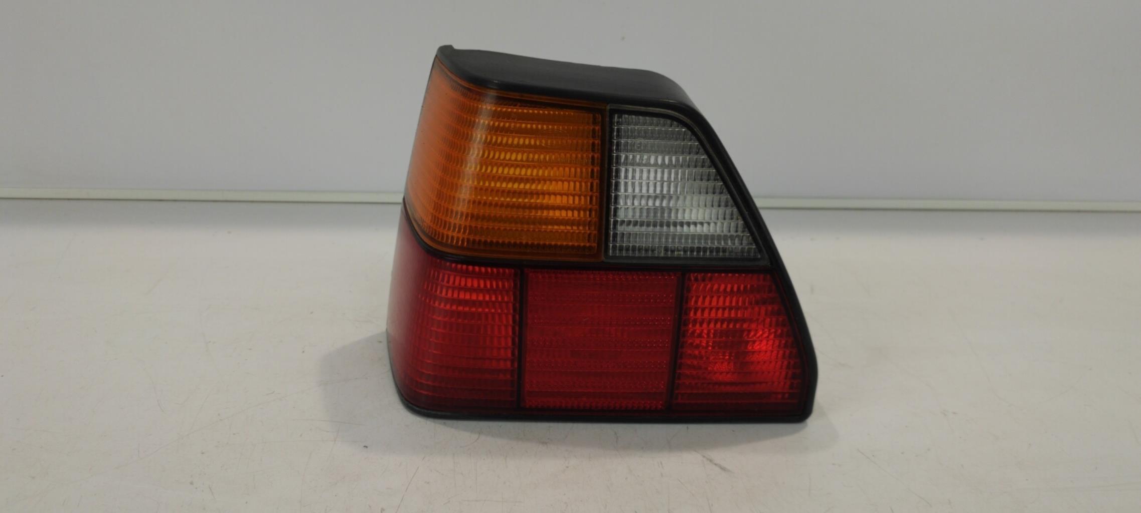 Fanale posteriore principale sinistro (luci) VOLKSWAGEN GOLF 2 Diésel - 1