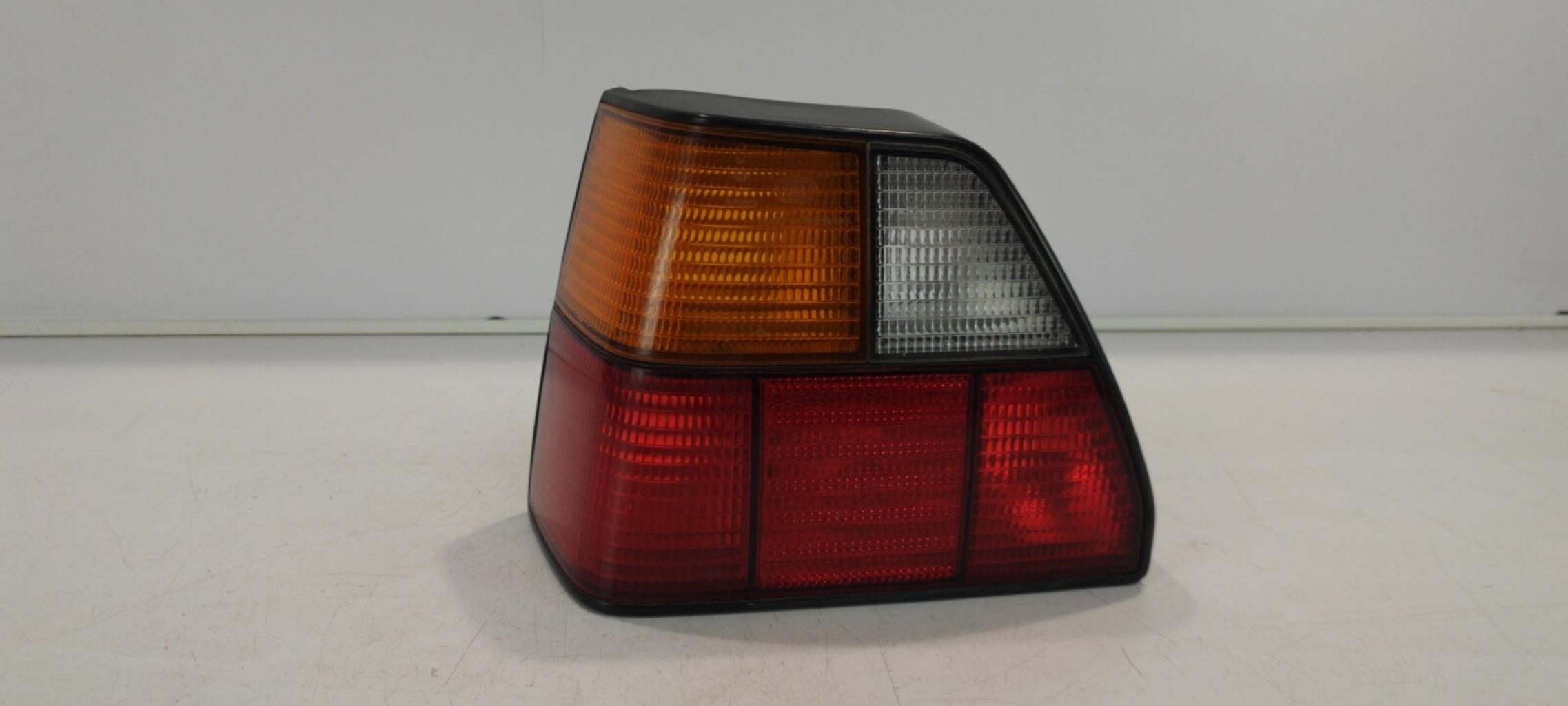 Fanale posteriore principale sinistro (luci) VOLKSWAGEN GOLF 2 Gasolina - 1