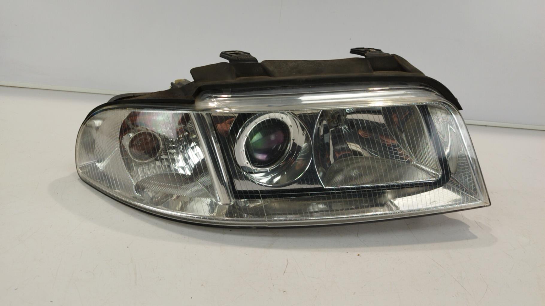 Gruppo ottico anteriore principale destro (luci)(faro) AUDI A4 1 PHASE 2 Diésel - 1
