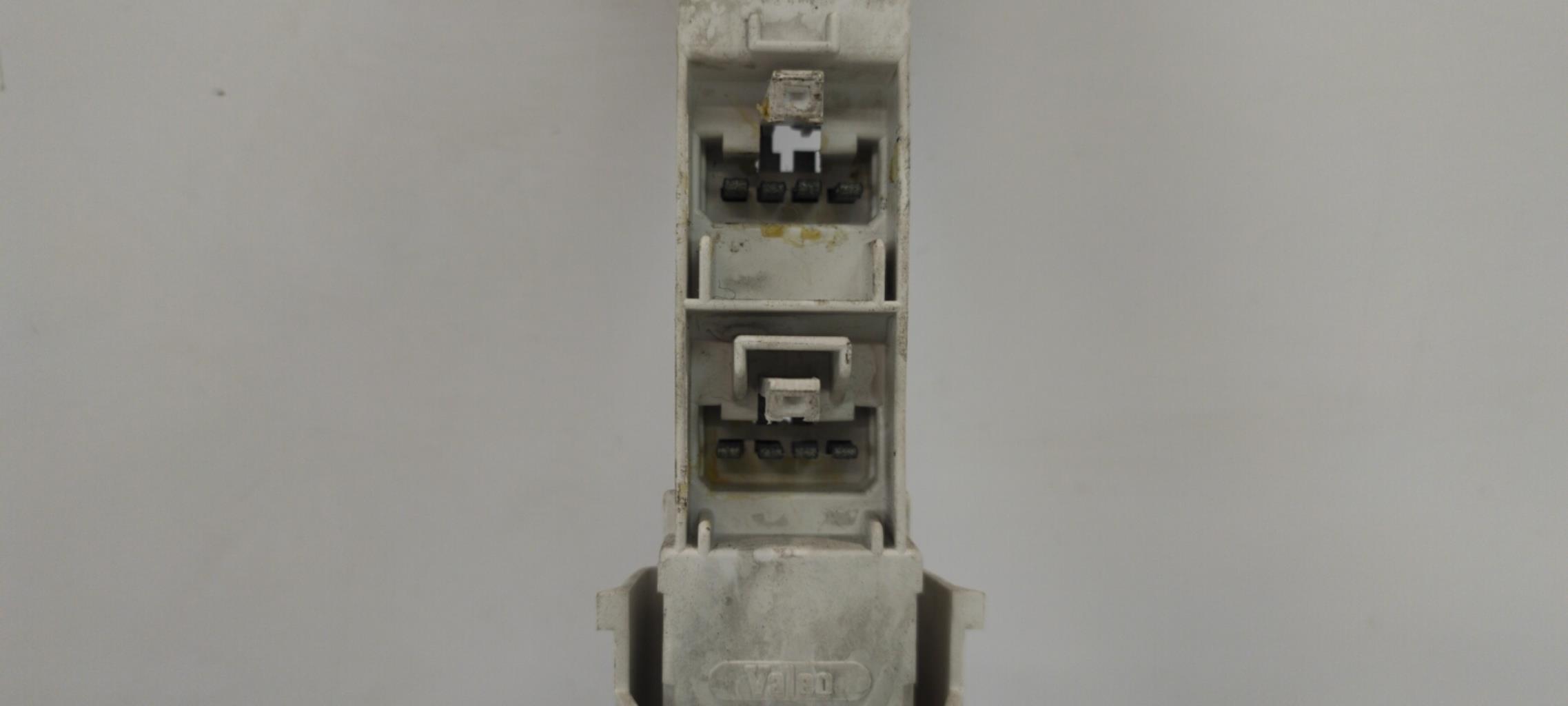 Base portalampade fanale posteriore destro CITROEN XM PHASE 1 Gasolina - 1