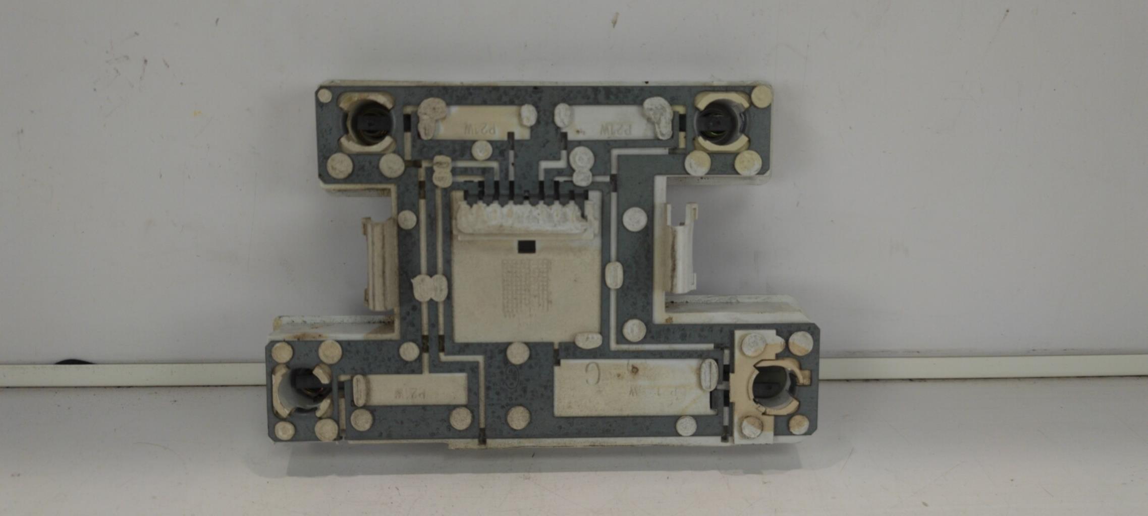 Base portalampade fanale posteriore sinistro RENAULT R19 PHASE 1 Diésel - 1
