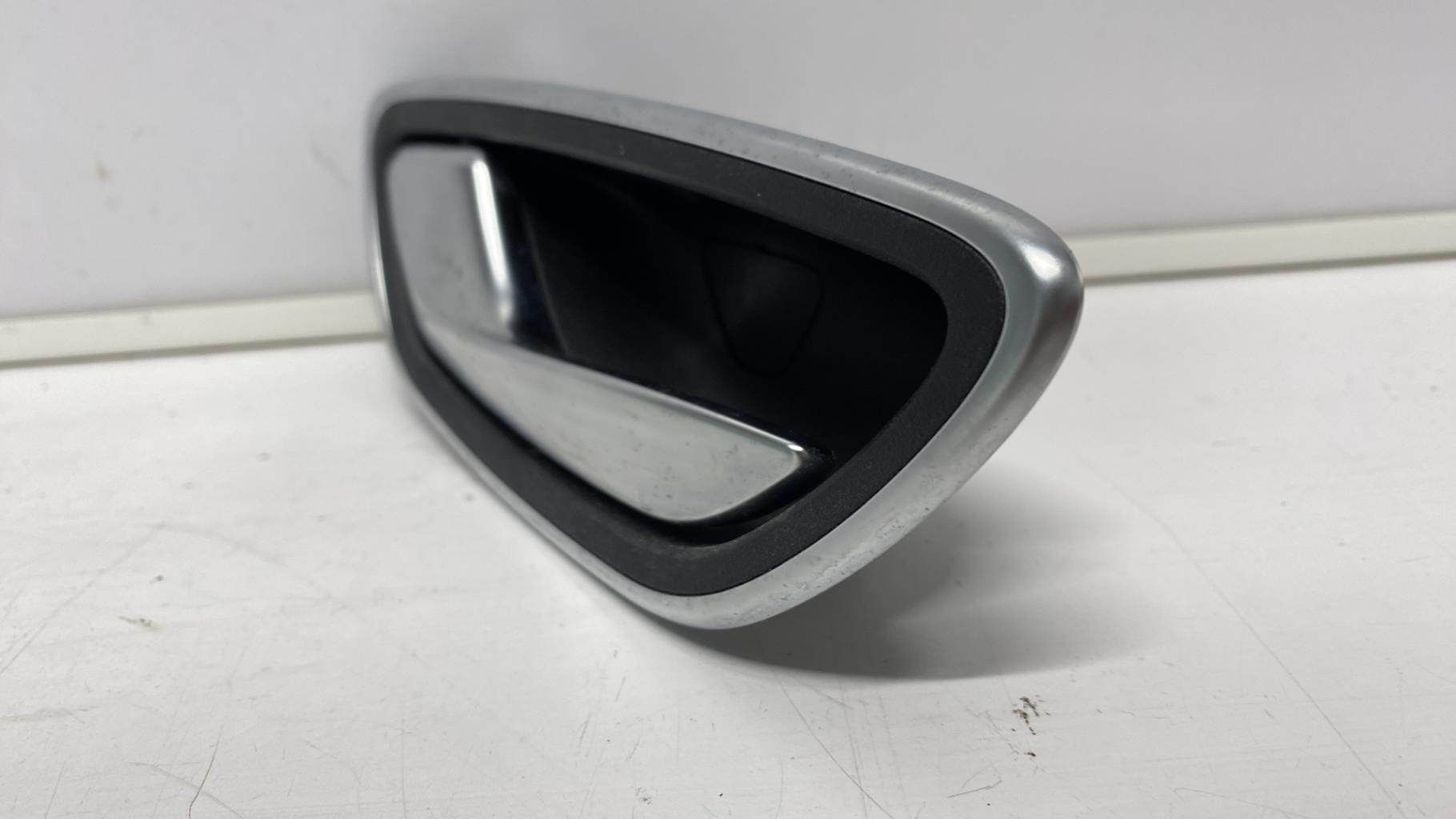 Maniglia interna posteriore sinistra RENAULT SCENIC 4 Diésel - 1
