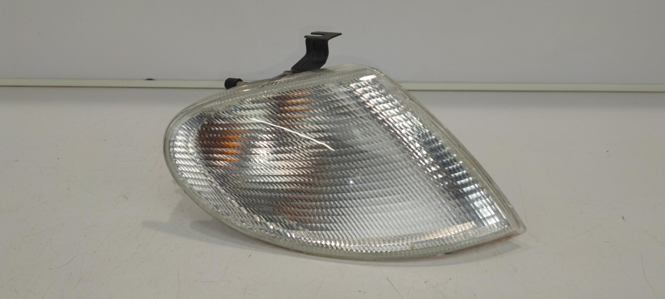 Ripetitore lampeggiante anteriore destro (Luci) VOLKSWAGEN SHARAN 1 PHASE 1 Gasolina - 1