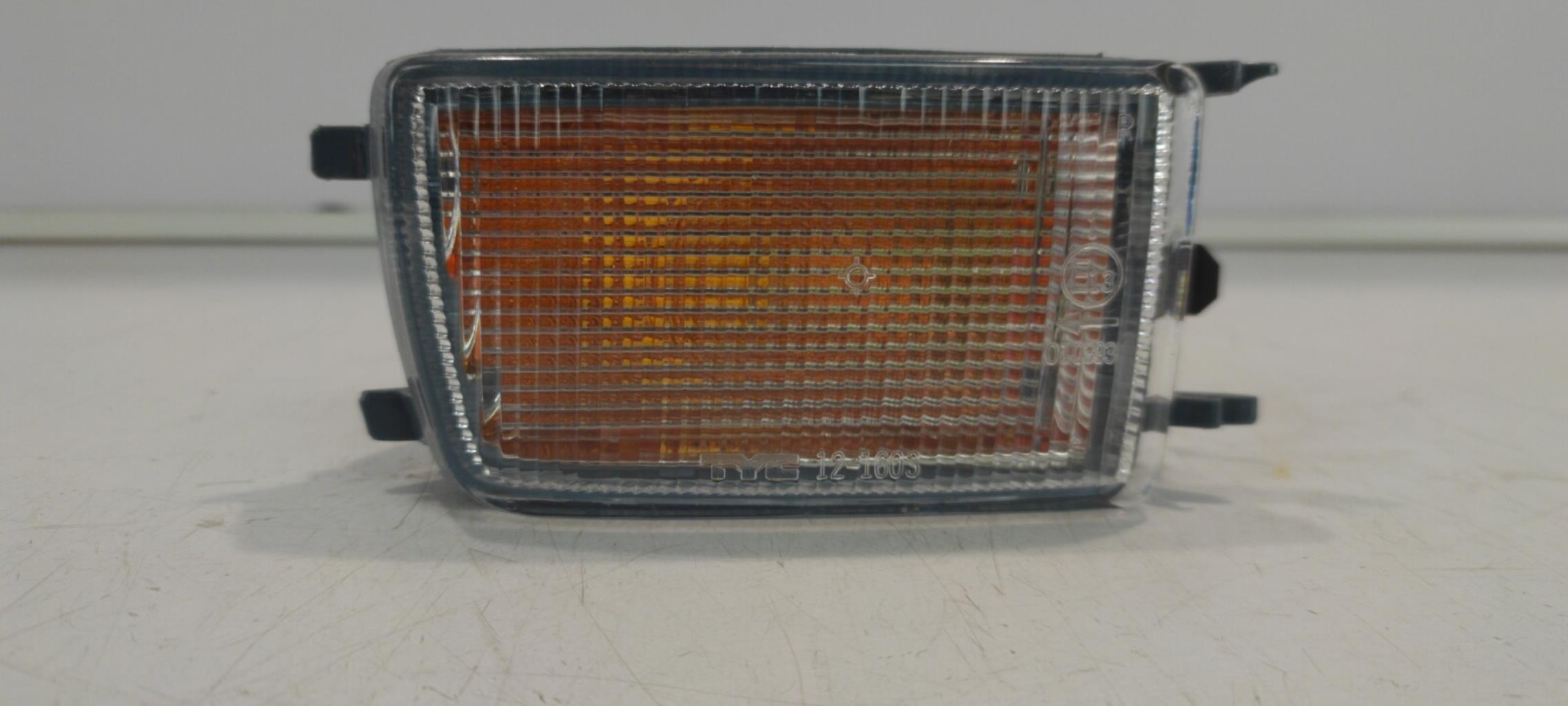 Ripetitore lampeggiante anteriore destro (Luci) VOLKSWAGEN GOLF 3 Gasolina - 1
