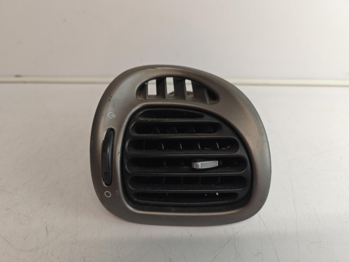 Bocchetta aerazione cruscotto anteriore destra CITROEN XSARA PICASSO PHASE 1 Gasolina - 1
